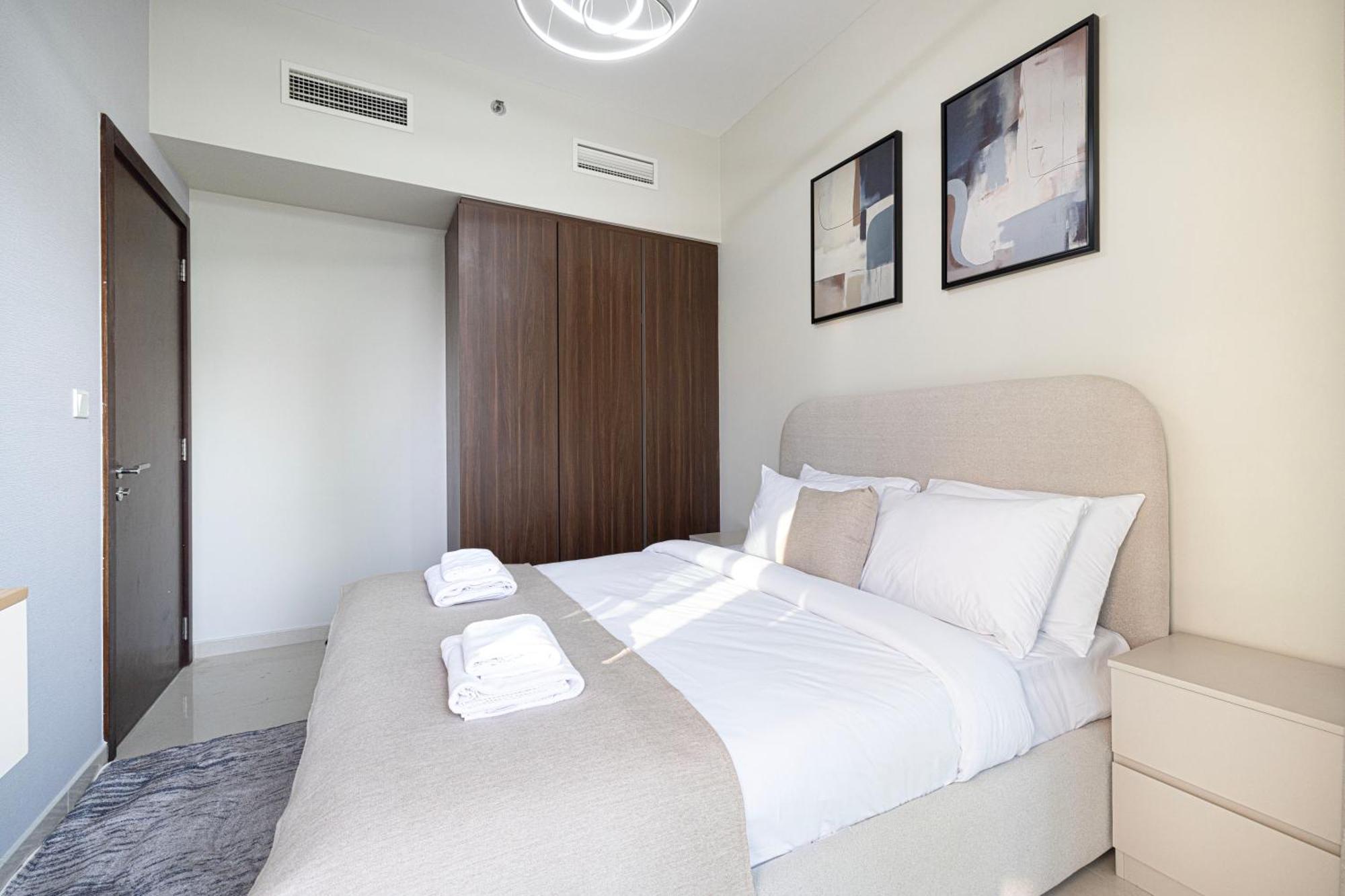 Exclusive 1-bedroom With Breathtaking Burj Khalifa Views In The Heart Of Apartment
