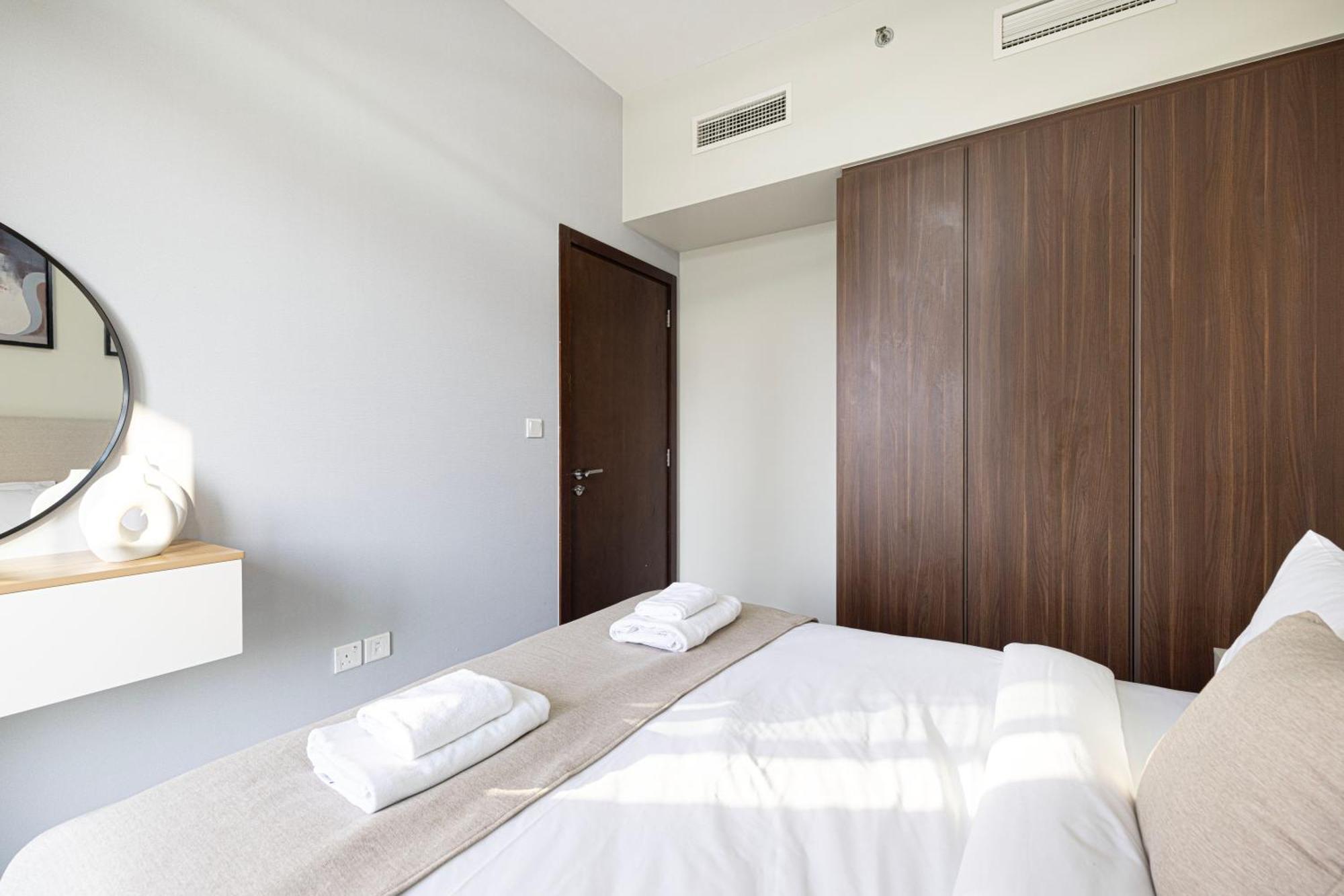 Exclusive 1-bedroom With Breathtaking Burj Khalifa Views In The Heart Of Apartment