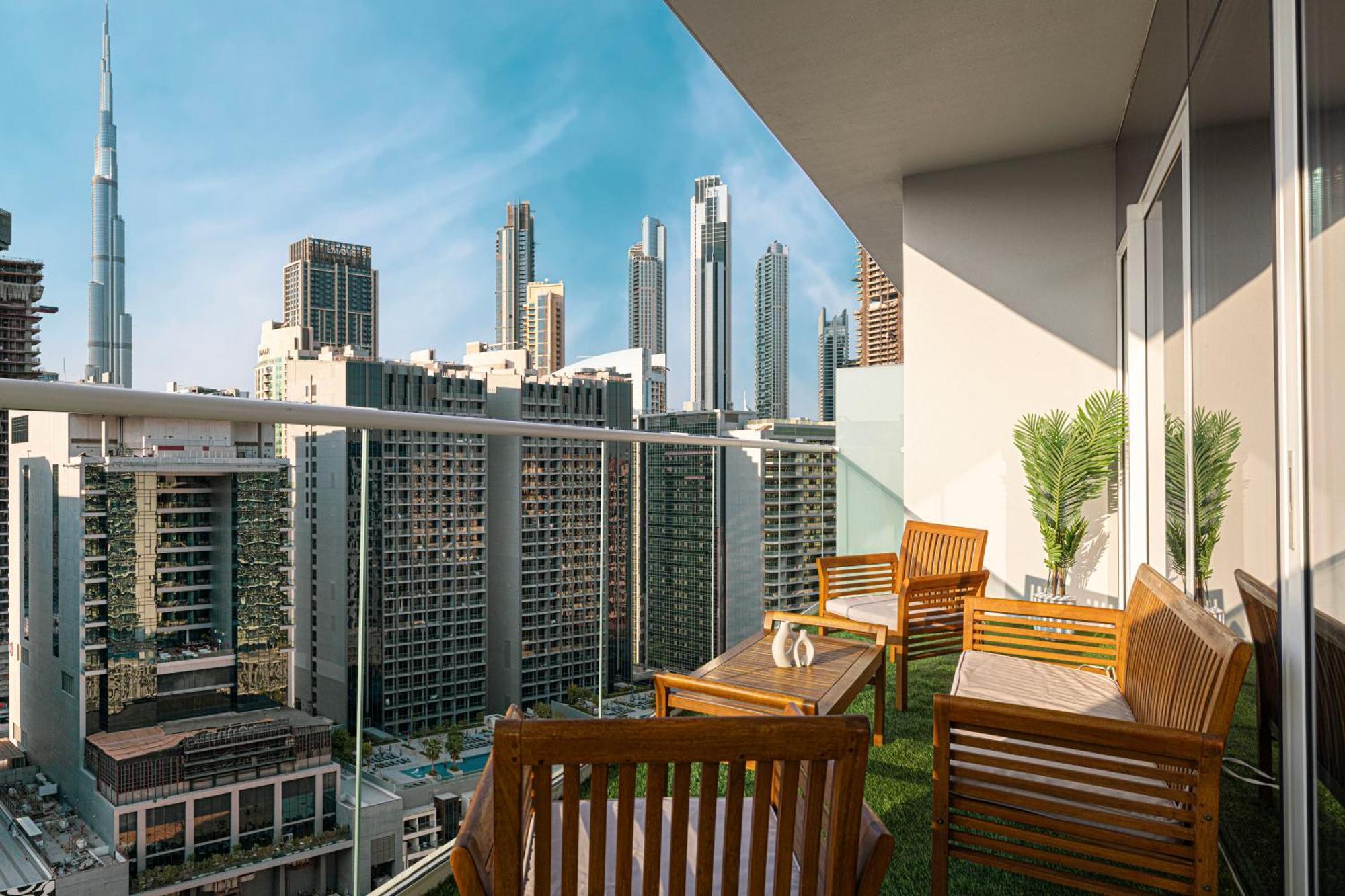 Exclusive 1-bedroom With Breathtaking Burj Khalifa Views In The Heart Of Apartment